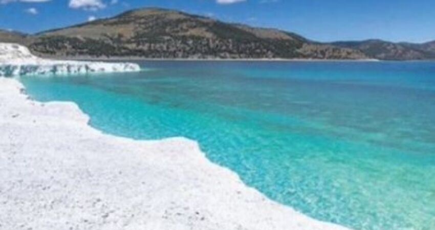 Işıklı Göl - Lavanta Bahçeleri - Salda Gölü Turu