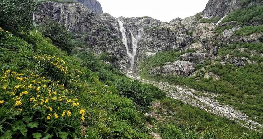 Kafkaslara Yolculuk / Svaneti - Mestia-Ushguli / Doğa,Kültür,Fotoğraf ve Treking Turu 