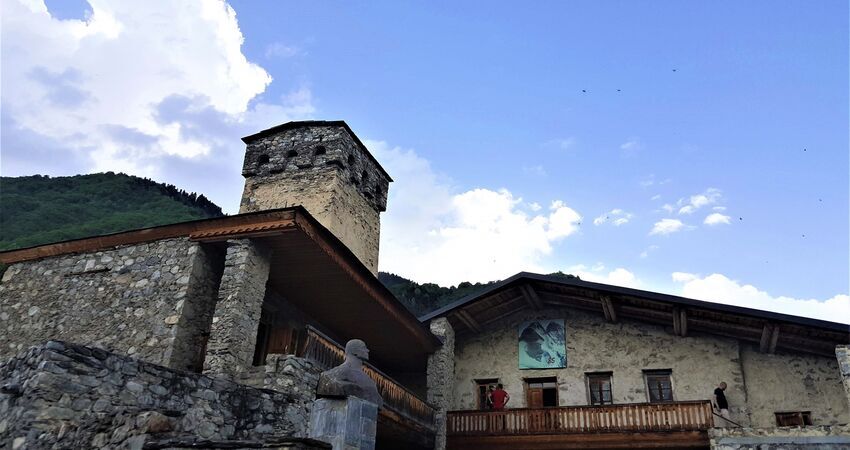 Kafkaslara Yolculuk / Svaneti - Mestia-Ushguli / Doğa,Kültür,Fotoğraf ve Treking Turu 