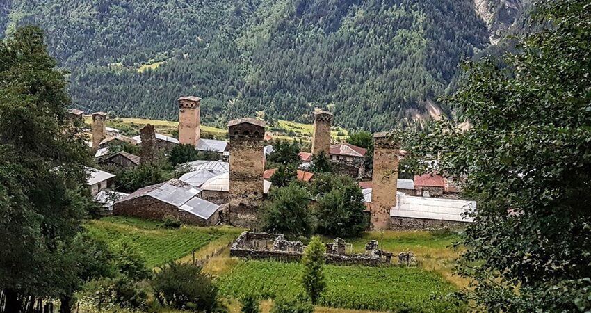Kafkaslara Yolculuk / Svaneti - Mestia-Ushguli / Doğa,Kültür,Fotoğraf ve Treking Turu 