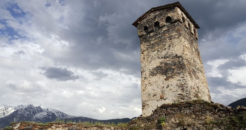 Kafkaslara Yolculuk / Svaneti - Mestia-Ushguli / Doğa,Kültür,Fotoğraf ve Treking Turu 