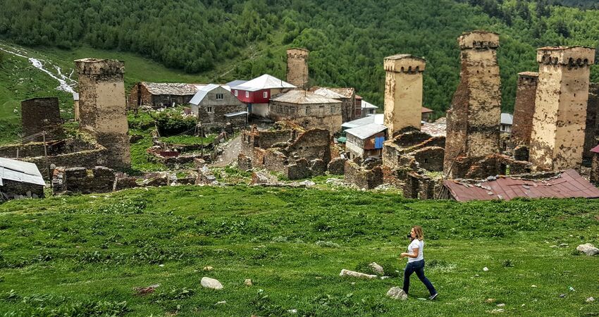 Kafkaslara Yolculuk / Svaneti - Mestia-Ushguli / Doğa,Kültür,Fotoğraf ve Treking Turu 