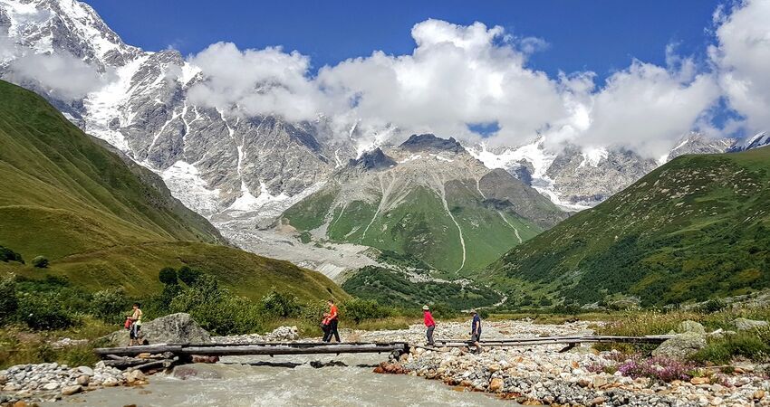 Kafkaslara Yolculuk / Svaneti - Mestia-Ushguli / Doğa,Kültür,Fotoğraf ve Treking Turu 