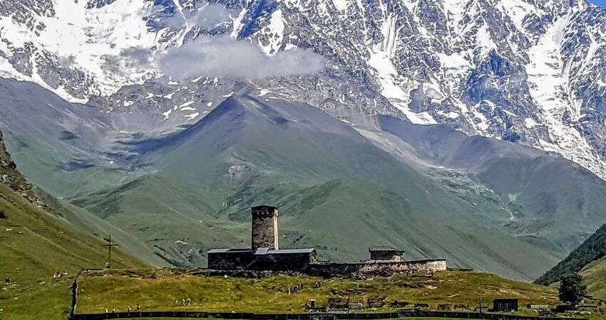 Kafkaslara Yolculuk / Svaneti - Mestia-Ushguli / Doğa,Kültür,Fotoğraf ve Treking Turu 