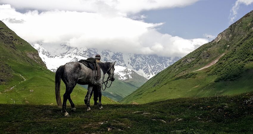 Kafkaslara Yolculuk / Svaneti - Mestia-Ushguli / Doğa,Kültür,Fotoğraf ve Treking Turu 
