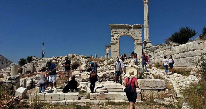 Göller Bölgesi / Gül Hasadı