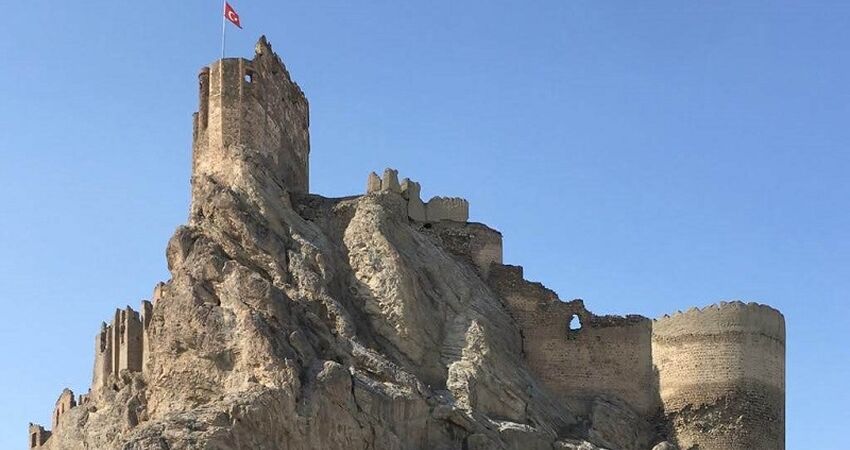 Hakkari Coğrafyasında ,Doğa, Fotoğraf ve Kültür Turu