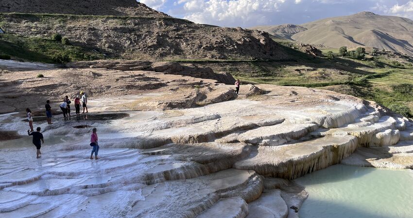 Hakkari Coğrafyasında ,Doğa, Fotoğraf ve Kültür Turu