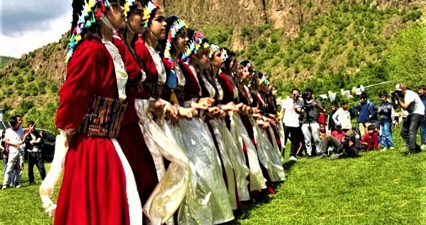 Hakkari Coğrafyasında ,Doğa, Fotoğraf ve Kültür Turu
