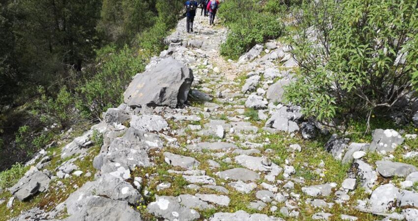 Gündoğmuş Uçansu Şelalesi (Çündüre)– Kırkdönme Kervan Yolu Turu
